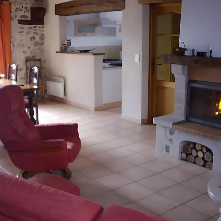 Le Marronnier Holiday home Saint-Mamet-la-Salvetat